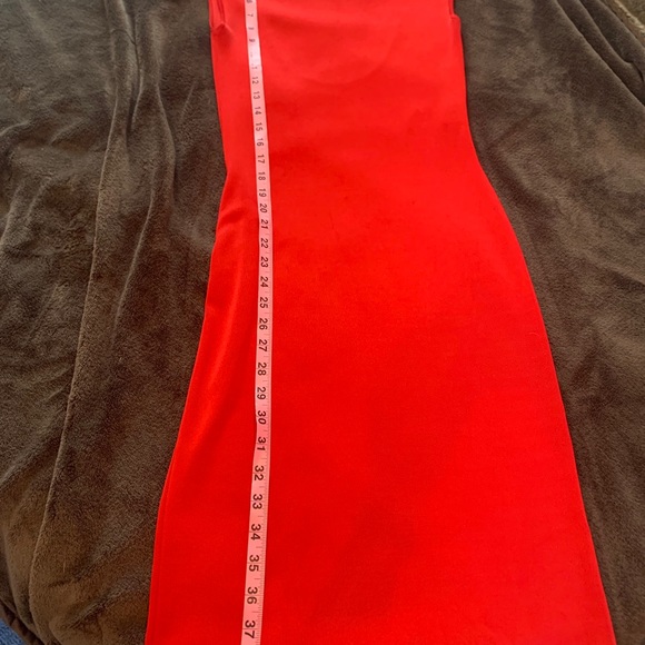 Chic & classic true red Black Label bodycon dress - Picture 8 of 15